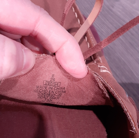 Mens' Old Navy boat shoes - size 8 - Picture 4 of 4